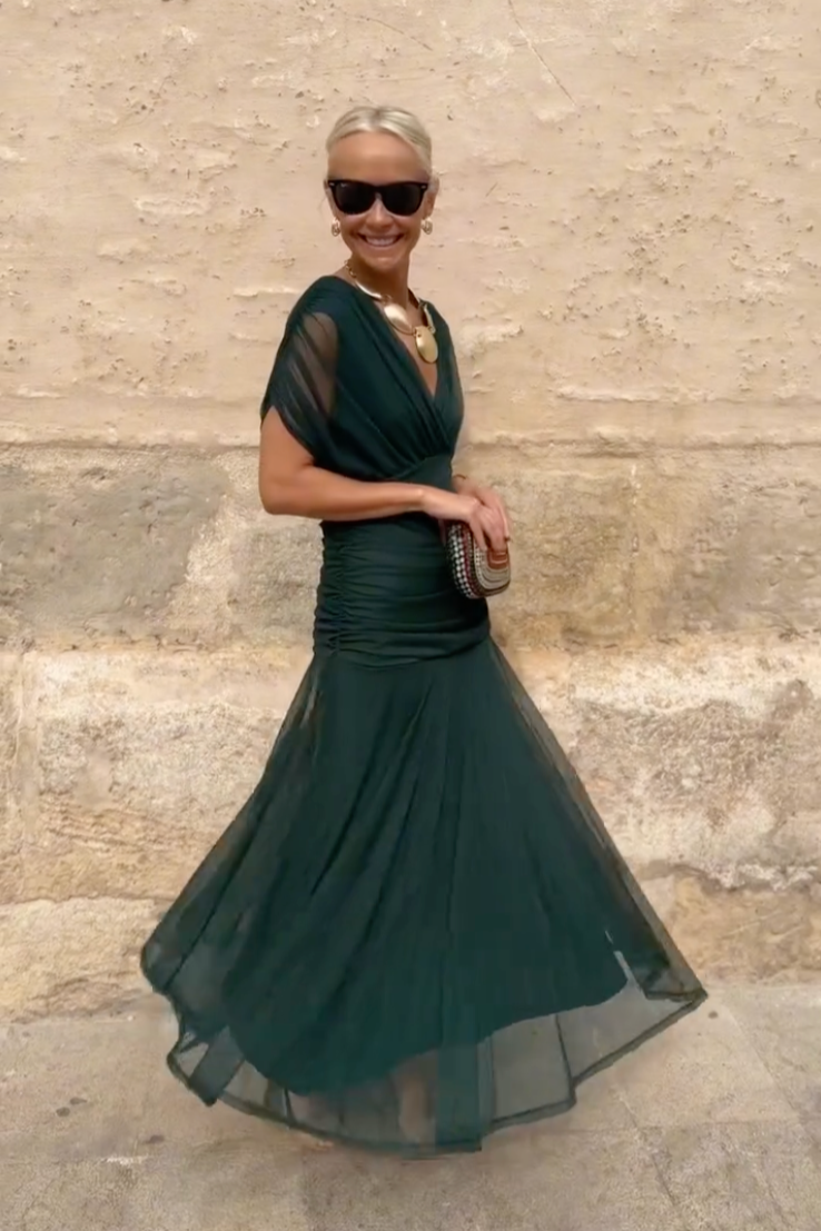 Women's Elegant Maxi Dress | V-Neck & Breezy