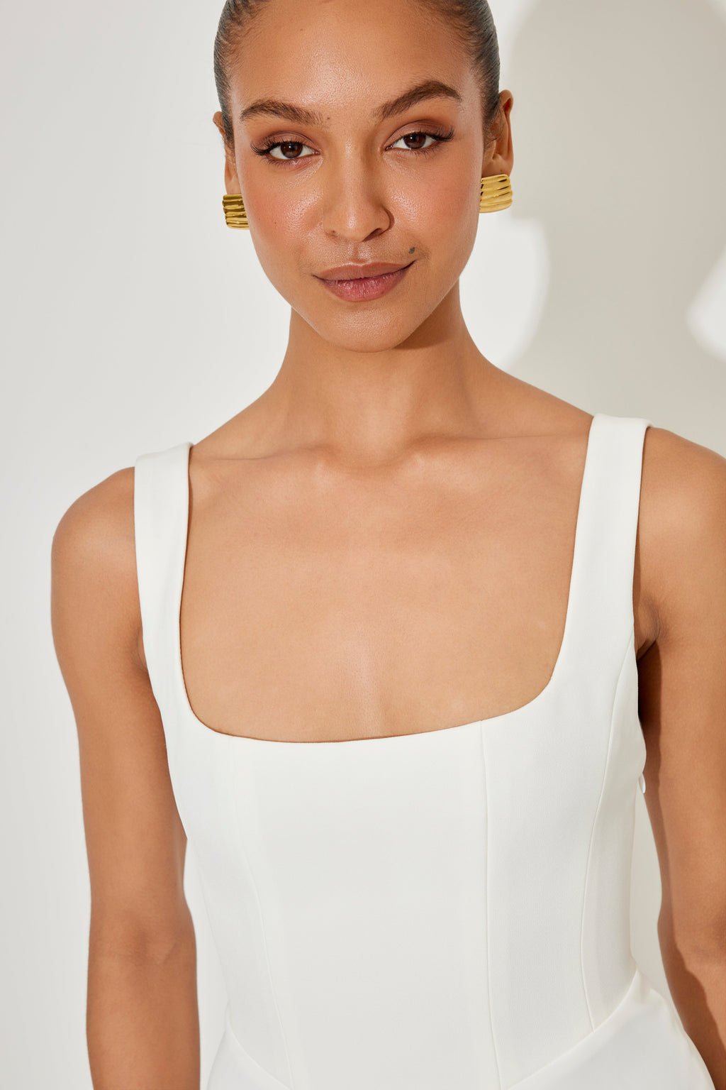 Flowy Clean-Cut Midi Dress for everyday styling