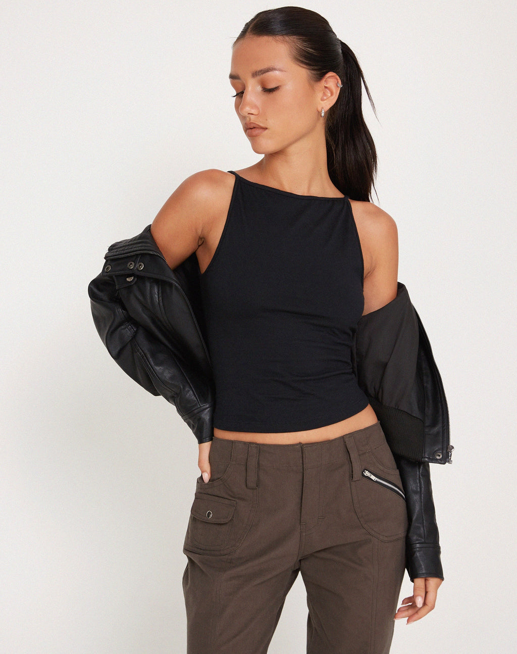 Women's Stretch Lycra Sleeveless Vest Cropped Top with Crew Neckline for Special Occasions