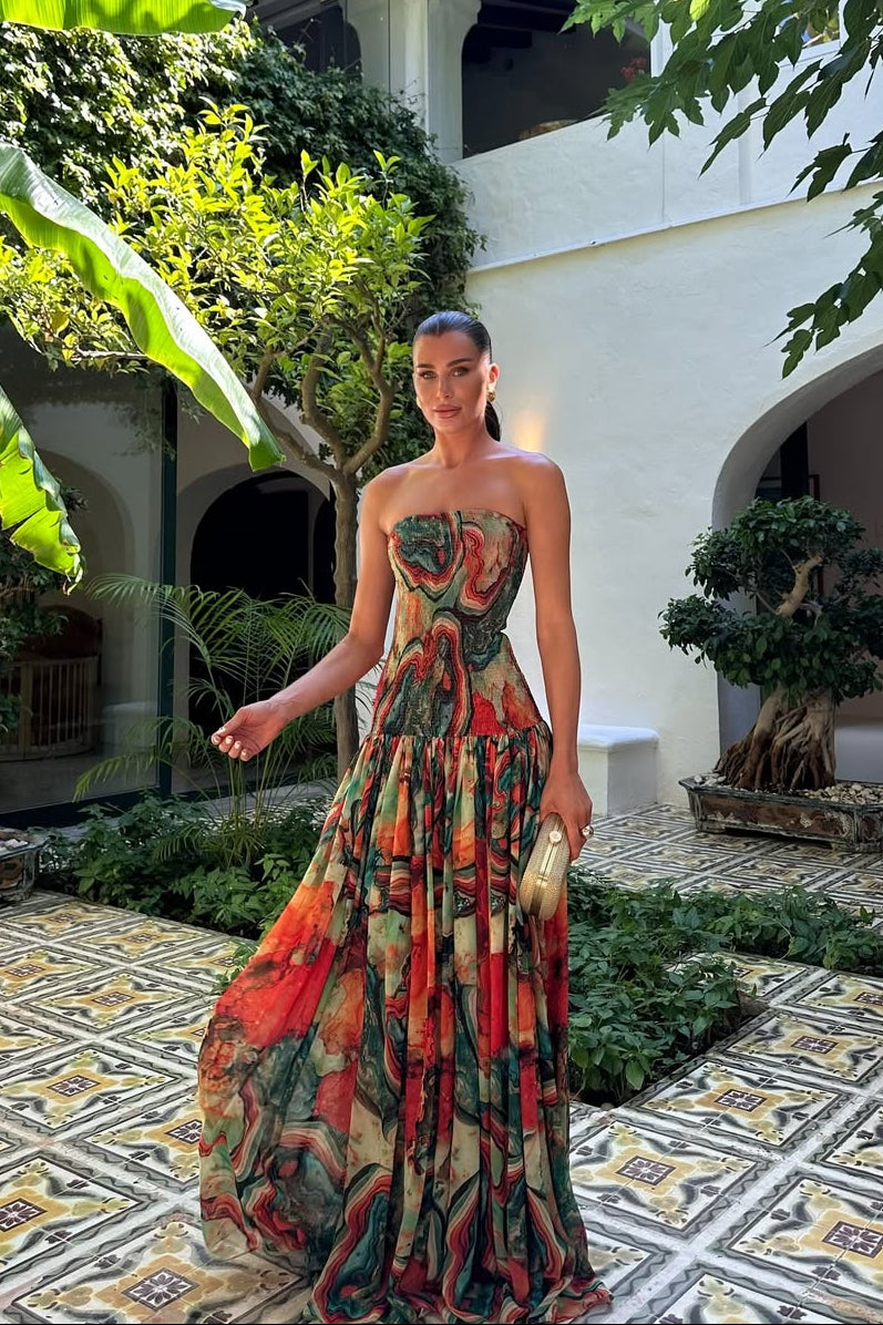Elegant Maxi Dress | Strapless Long Dress with Pleated Detail | Timeless Style for Special Occasions