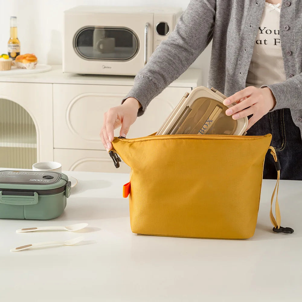 Insulated Bento Bag | Aluminium Foil Lining for Temperature Control | Stylish Portable Design for Lunches and Picnics