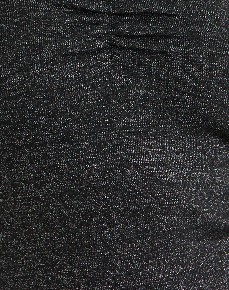 Women's Fashion Top in Black Flattering Fit for Everyday Wear