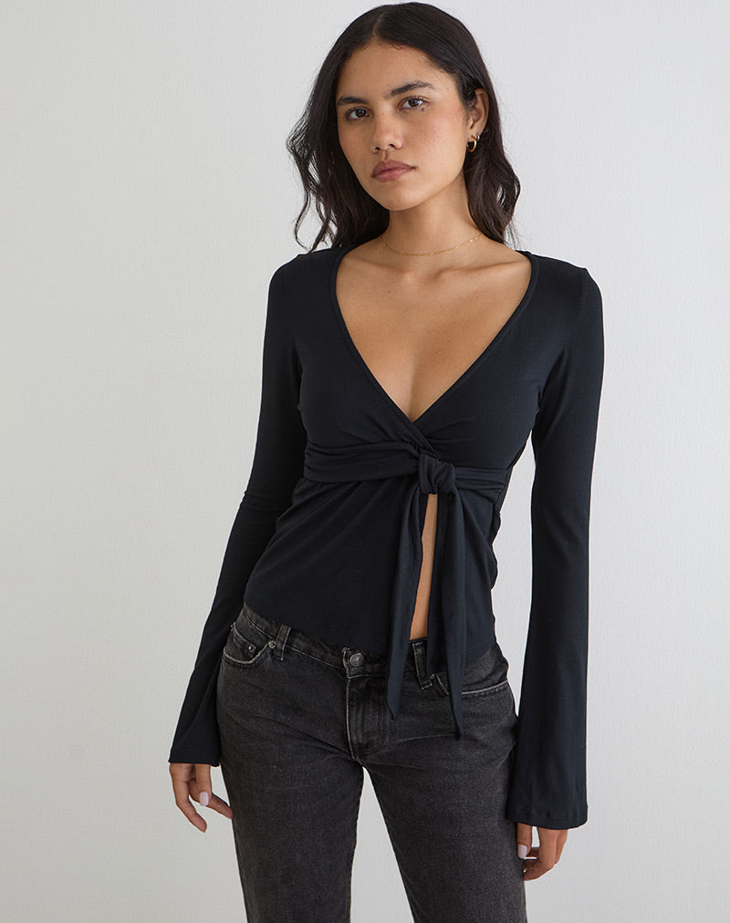 Women's Long Sleeve Top with V-Neckline in Black for Everyday Wear