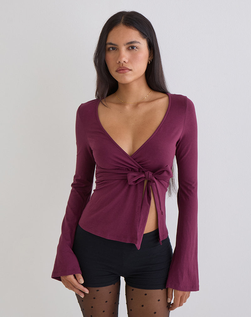 Women's Long Sleeve Top with V-Neckline in Purple for Everyday Wear
