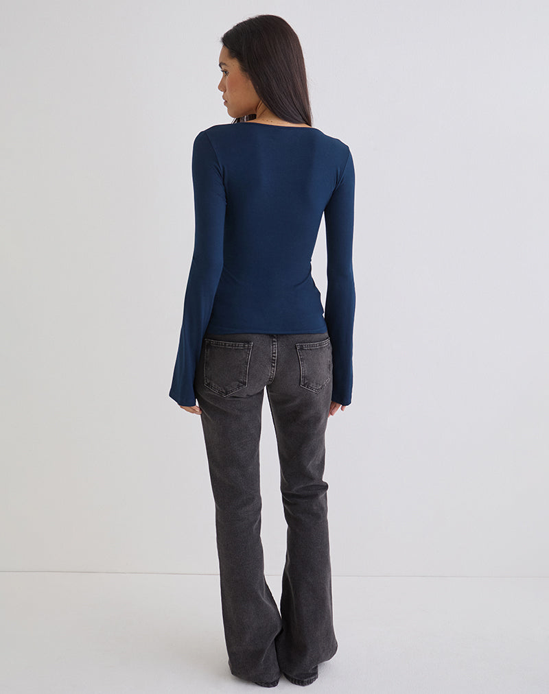 Women's Long Sleeve Top with V-Neckline in Navy for Everyday Wear