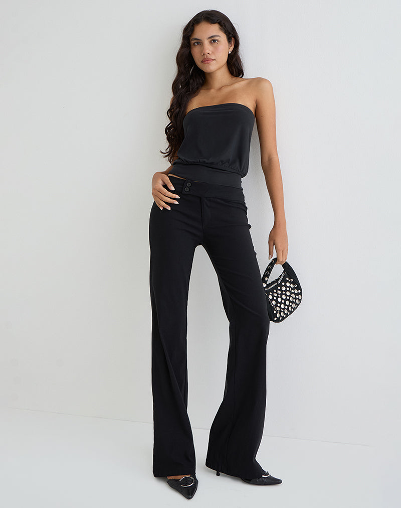 Women's Fashion Top in Black Flattering Fit for Everyday Wear