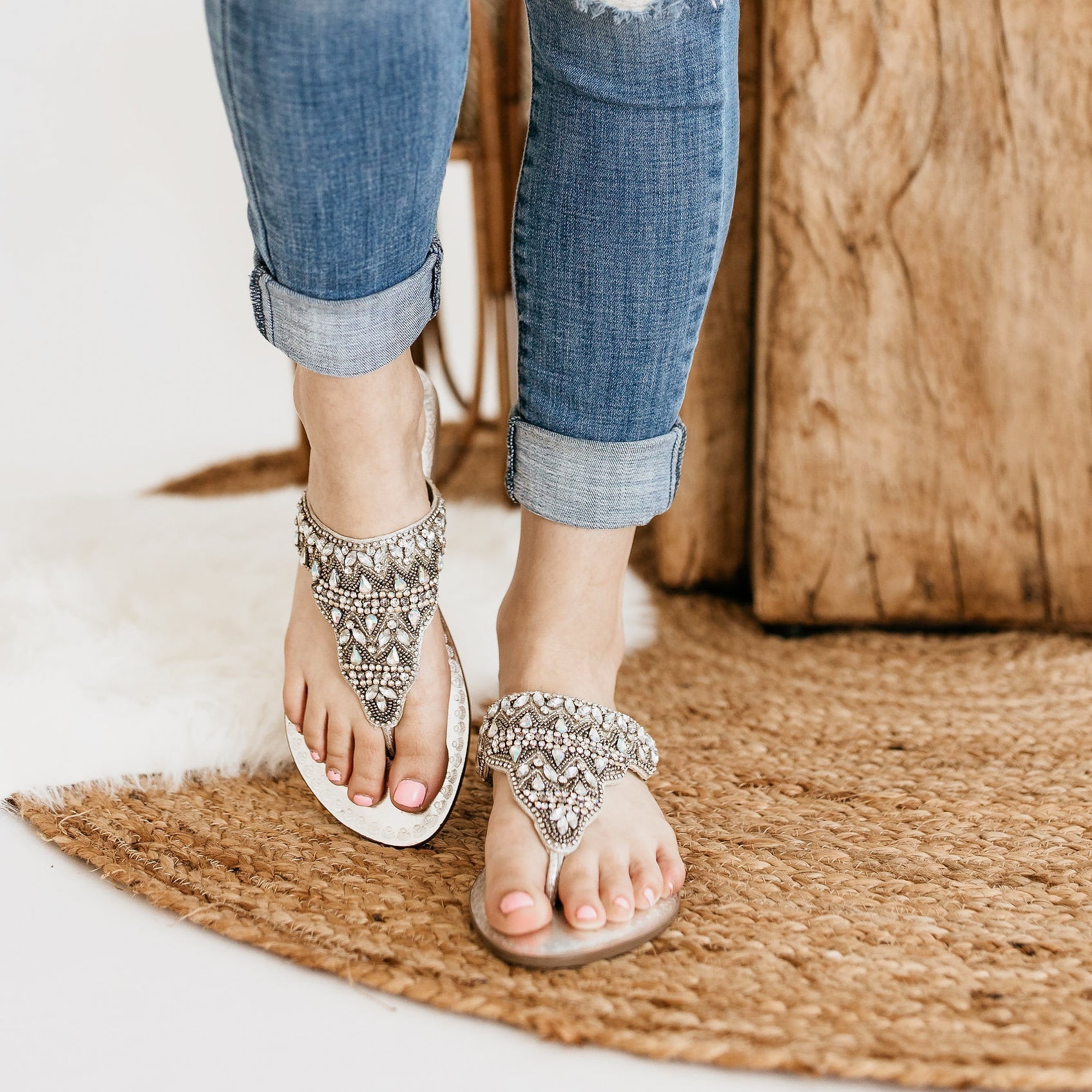 Women's Leather Flat Open-Toe Sandals in Silver with Cushioned Sole for All-Day Comfort