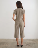 Women's Button-Up Blous Flattering Fit for Everyday Wear