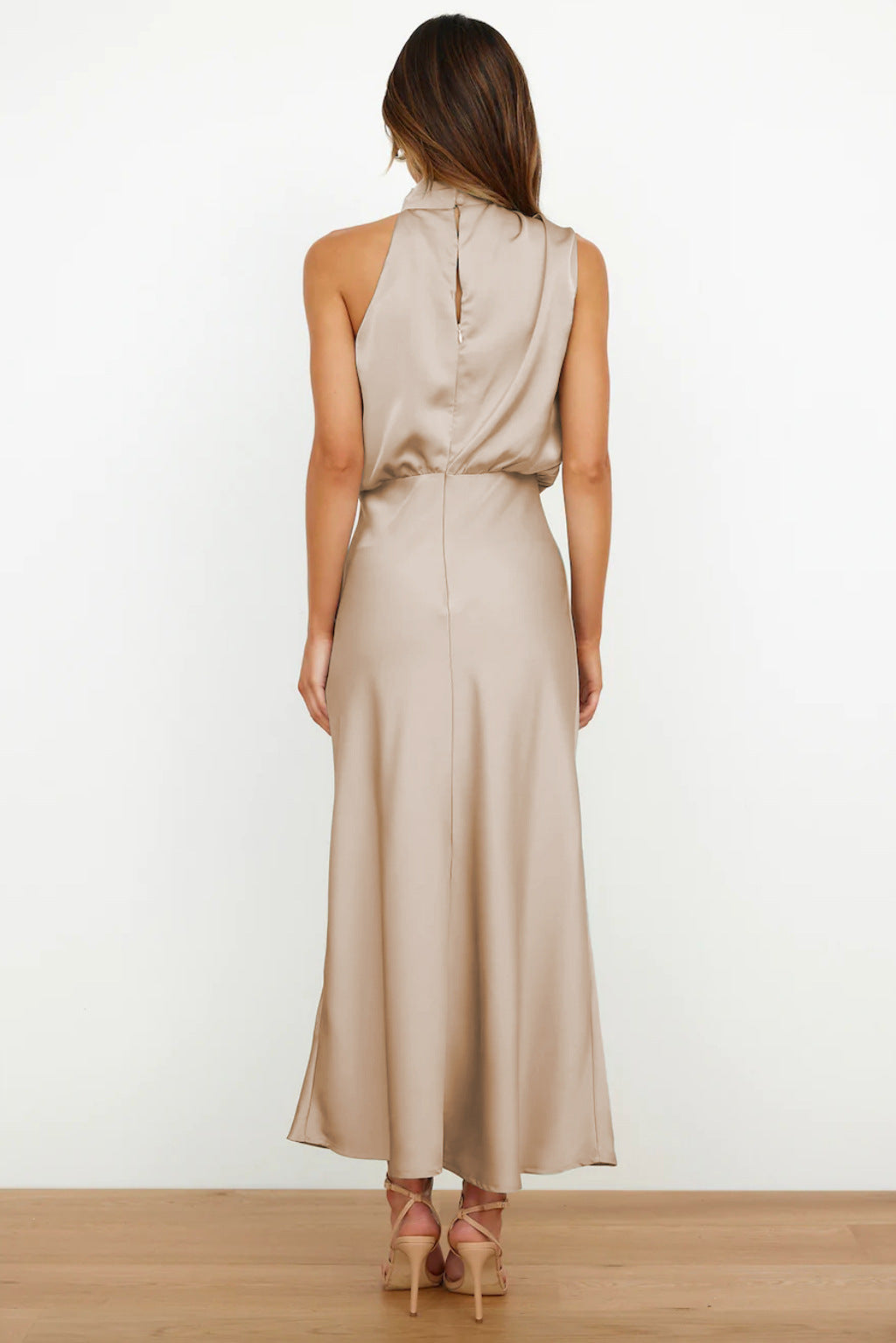 Elegant Elegant Dress | Sleeveless & Flowy
