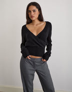 Women's Knit Long Sleeve Top with V-Neckline in Black for Everyday Wear