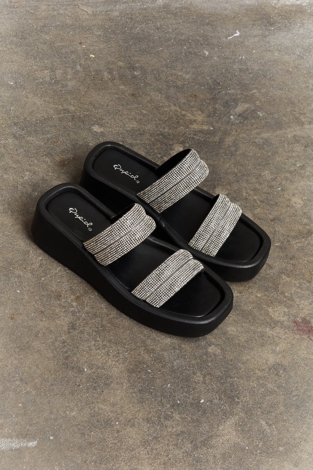 Women's Open-Toe Mule Sandals in Pattern with Cushioned Sole for All-Day Comfort