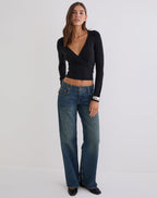Women's Long Sleeve Top with V-Neckline in Black for Everyday Wear
